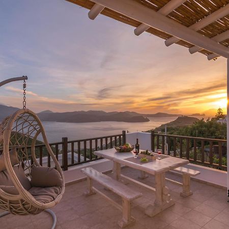 Deluxe Sunrise Leilighet Tripití Eksteriør bilde